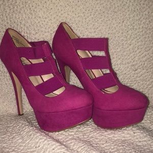 Pink heels